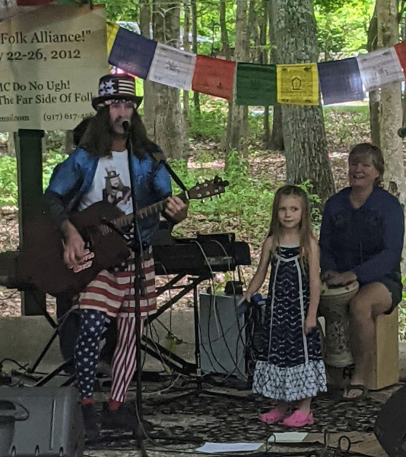 Dennis McDoNoUgh, Jung Wombats